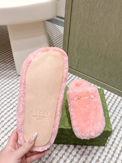 GG 26ss Loafers Rhinestones Pink Wool 612029