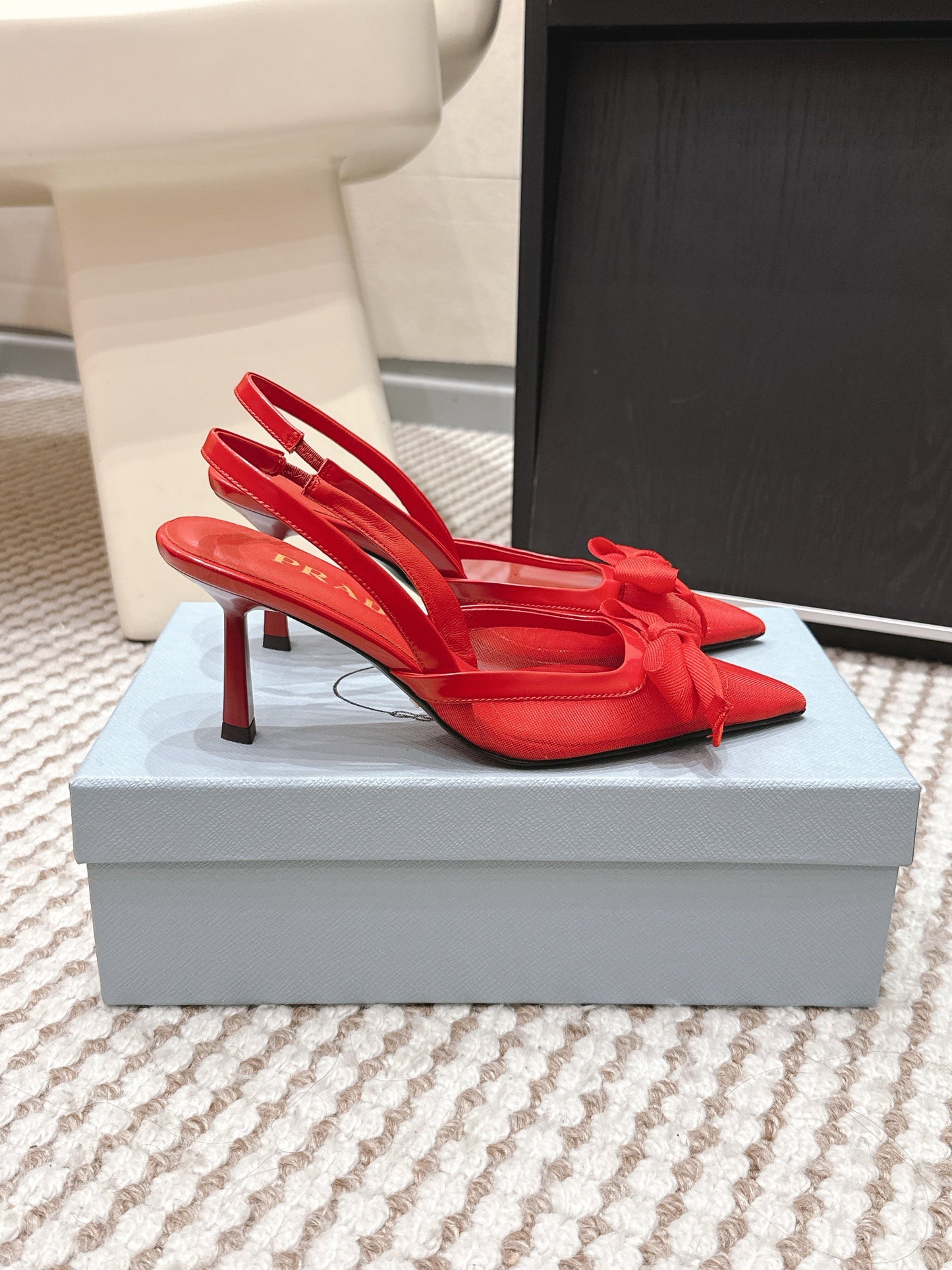 PRA 2026S Slingback 70 Scarlet Red Mesh Leather 657733
