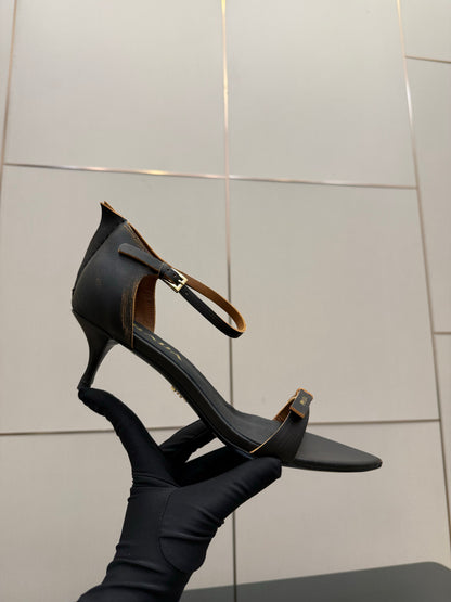 Prada 2026  Pointed-Toe High Heels Sandals 30mm Cowhide 791728