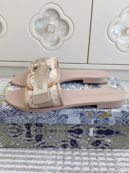 CD 26s Flat Slippers Canvas Rubber 648132