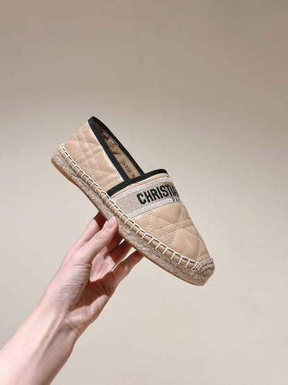 CD 26s Loafers Embroidery Beige Black Cowhide 653265