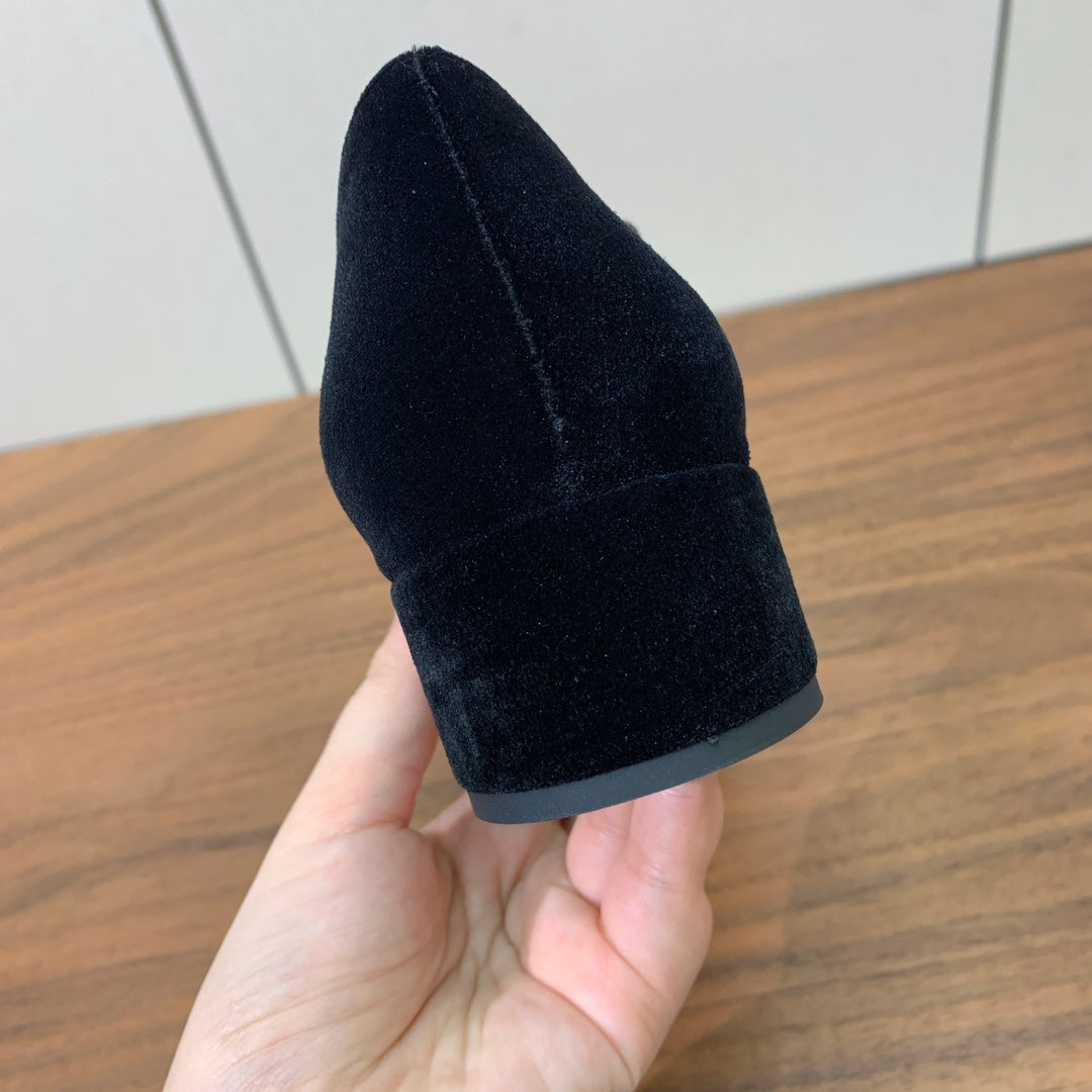 Prada 2026 Pump Black Velvet Leather 606358
