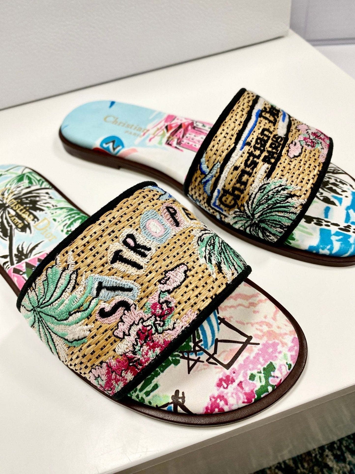 CD 26s Embroidered Sandals Blue Multicolor Canvas Leather 683006