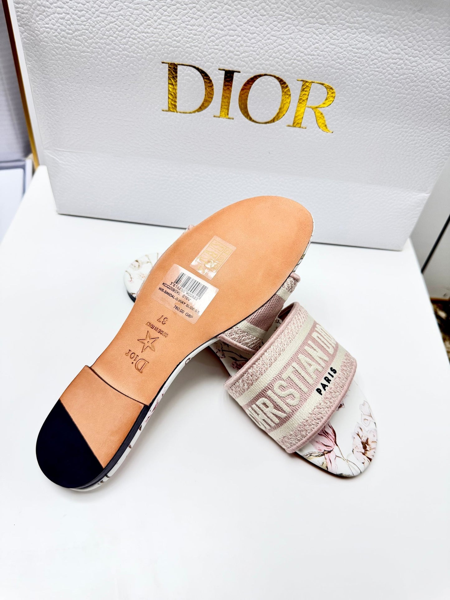 CD 26s Embroidered Sandals Pink Pastel Canvas Leather 683020