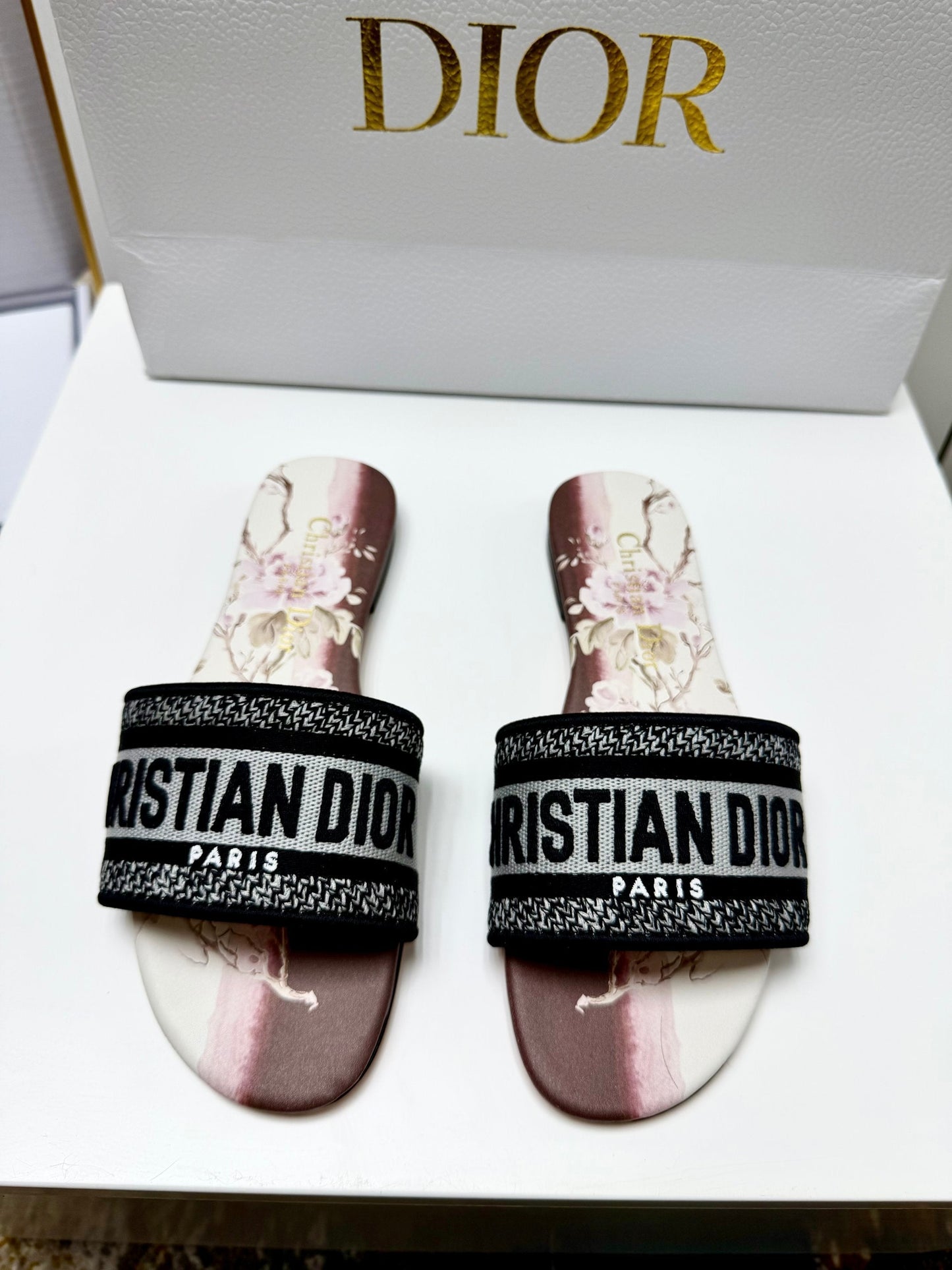 CD 26s Embroidered Sandals Black White Burgundy Canvas Leather 683021
