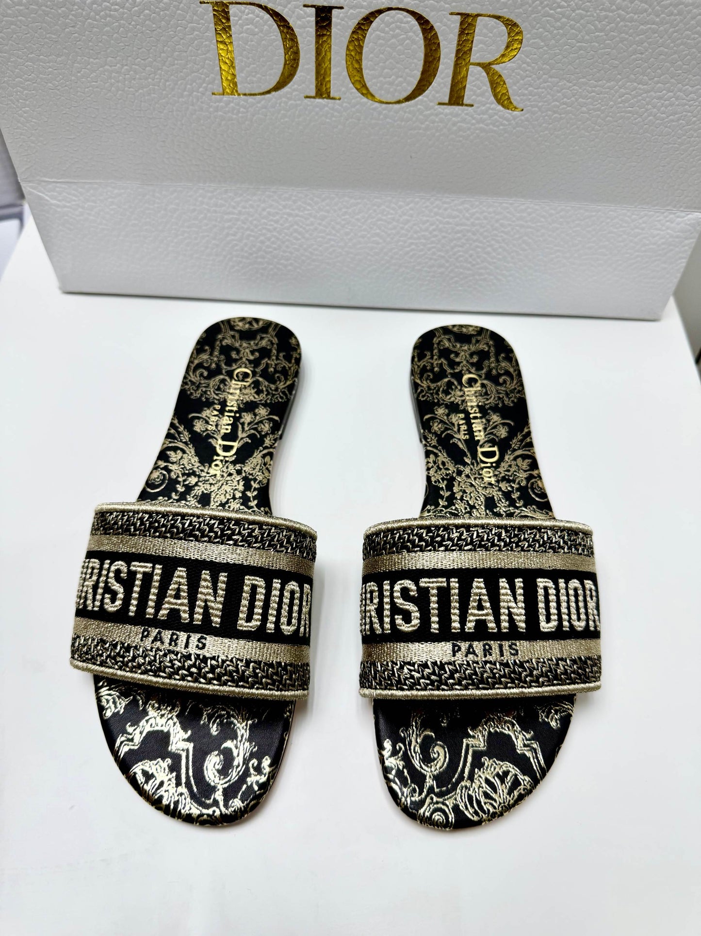 CD 26s Embroidered Sandals Black Gold Genuine Leather 683025