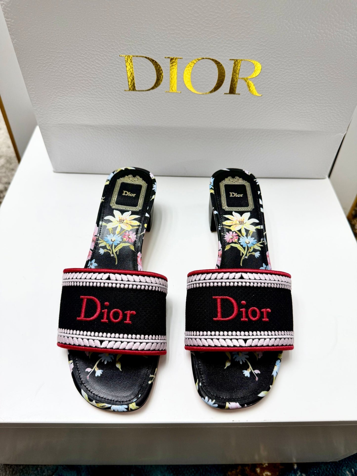 CD 26s Floral Embroidered Sandals Black Canvas 683030