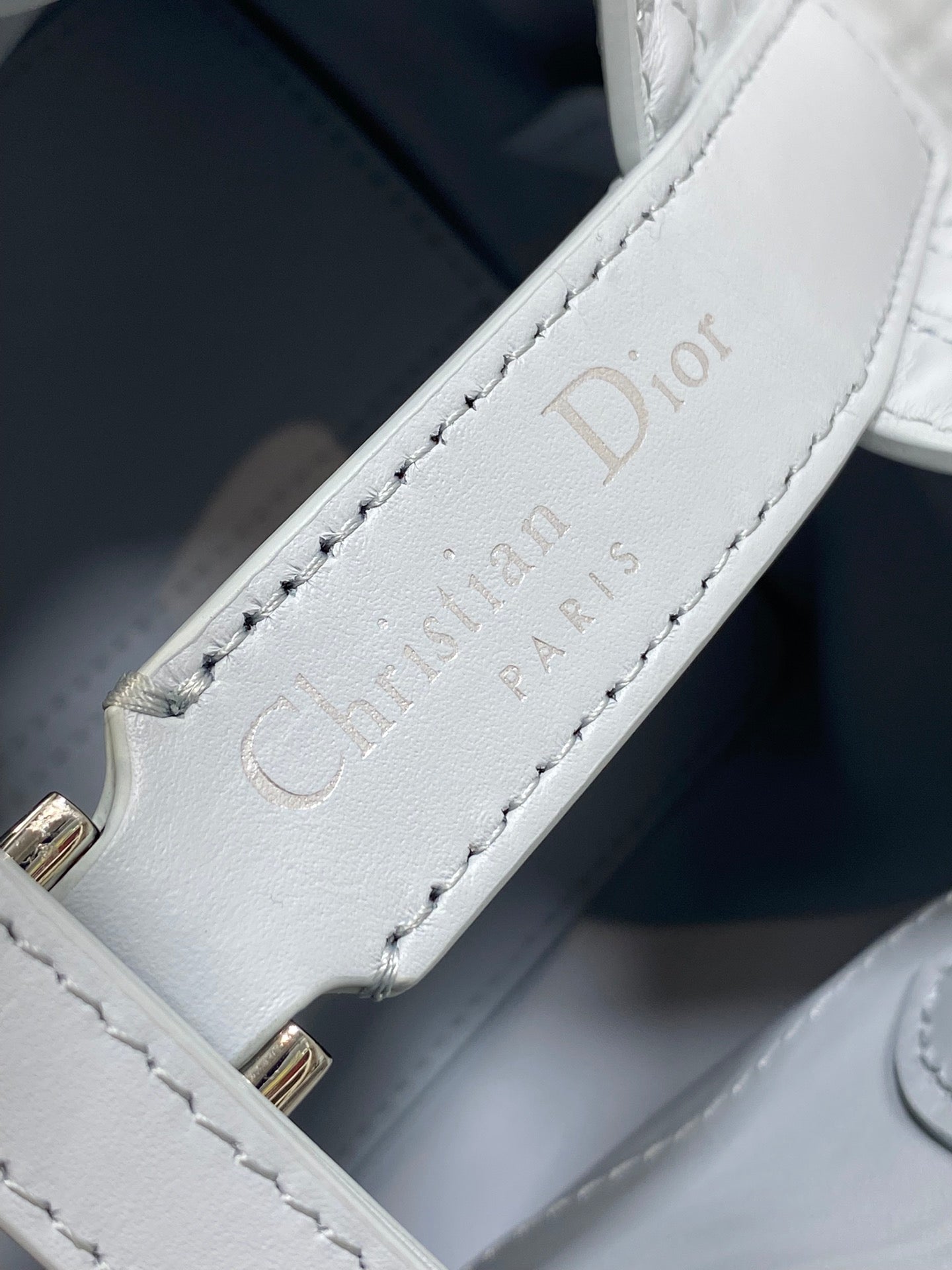 Dior 2026 Toujours Vertical Tote Bag 23cm Glacier Blue Calfskin 286653