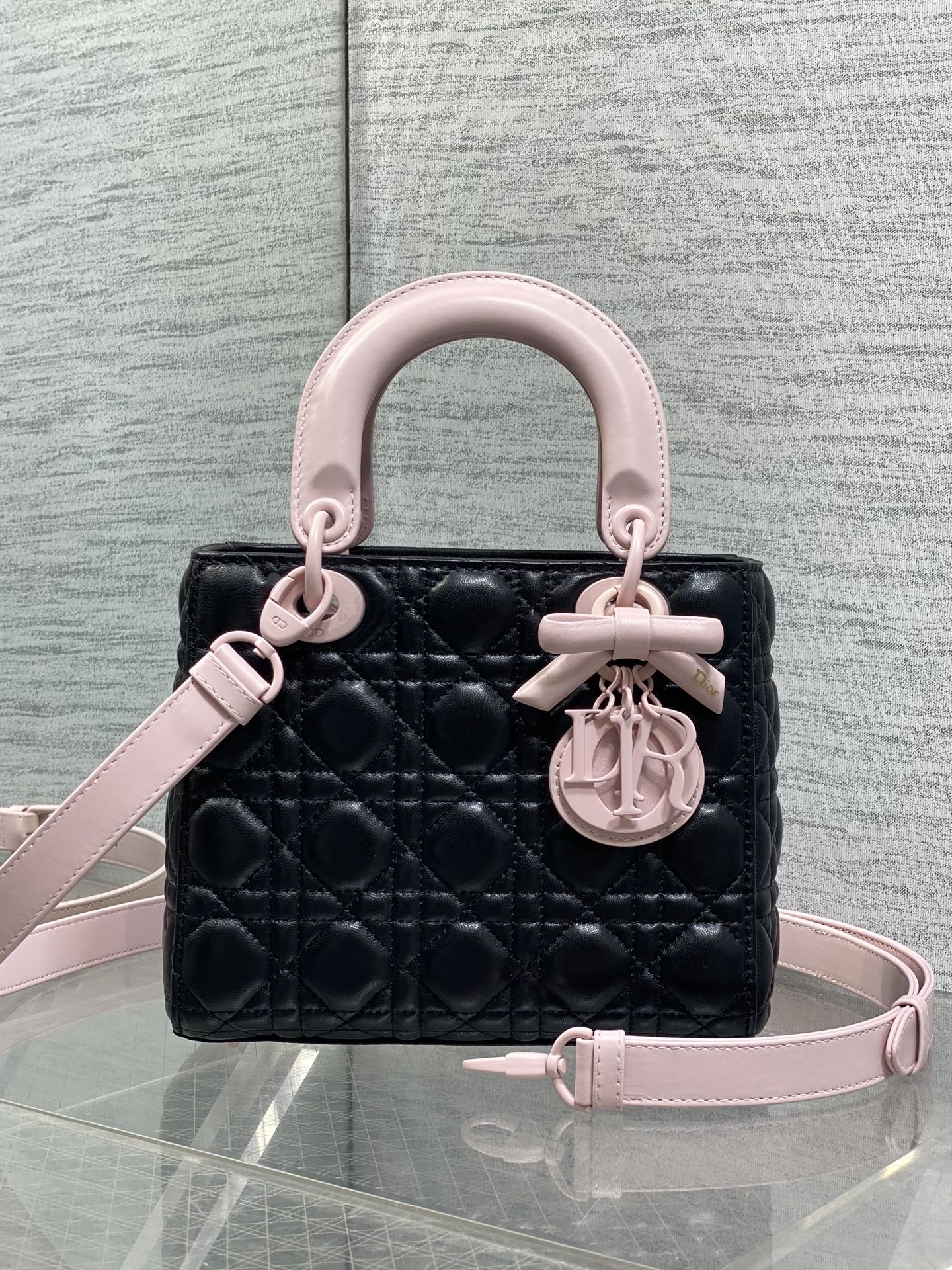 Dior 2026 Bow Lady Dior 20cm Black Pink Cannage Lambskin 289164