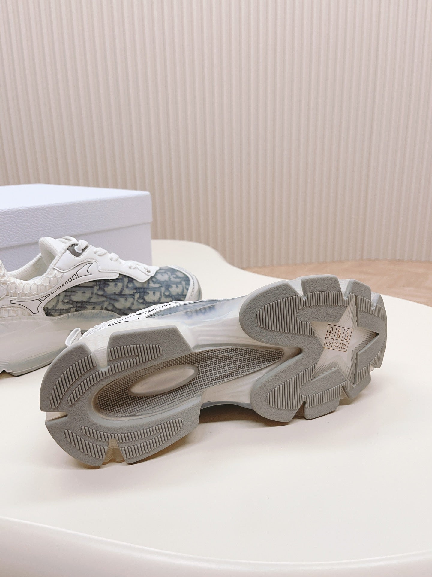 CD 26s Chrono Sneakers White Brown Canvas Rubber Mesh 643749