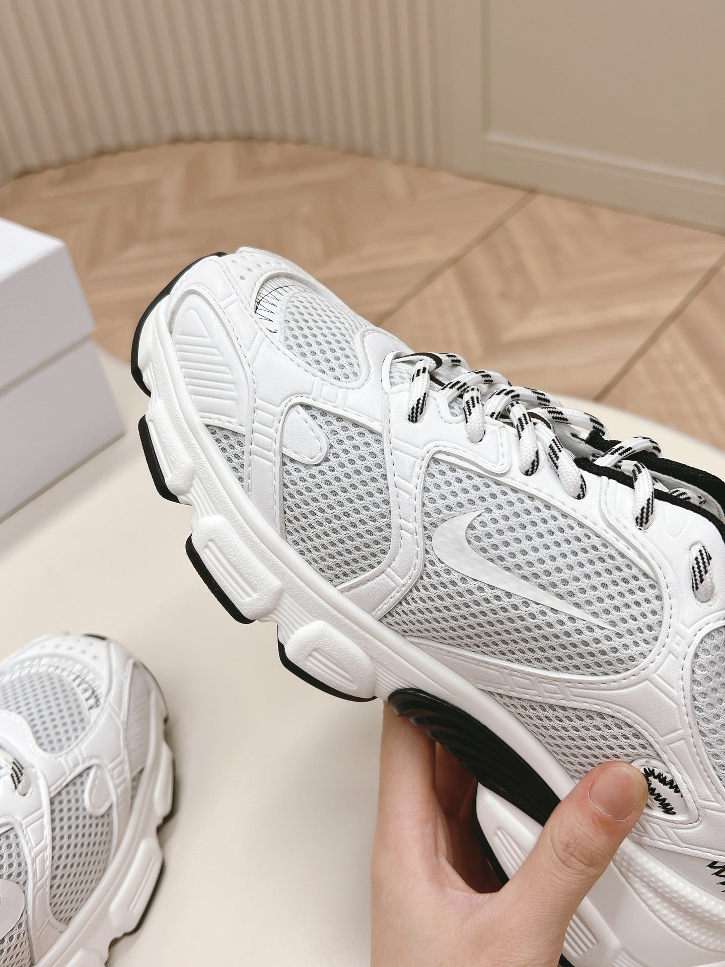 CD 26s Chrono Sneakers White Black Cowhide Mesh 643753