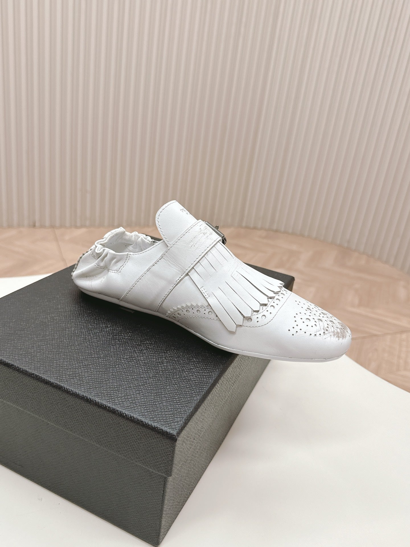 PRA 26S Ballet Flats White Calfskin 600586