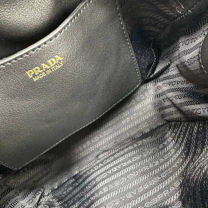 Prada 2026 Darling Bucket Bag 22cm Calfskin