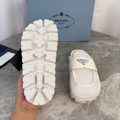 Prada 2026 Platform Mules 20mm Raffia Leather 789429