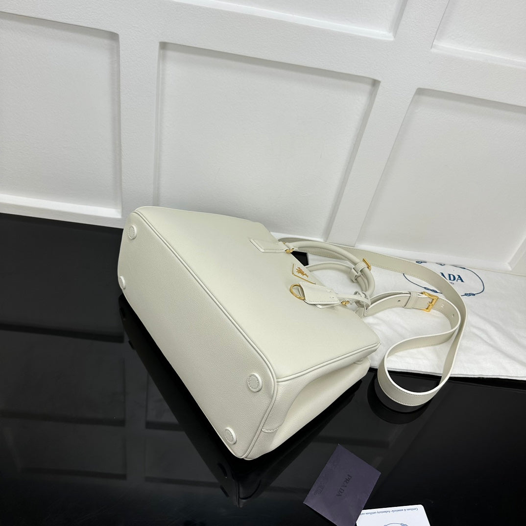 Prada 2026 Galleria Saffiano Bag 32cm Calfskin