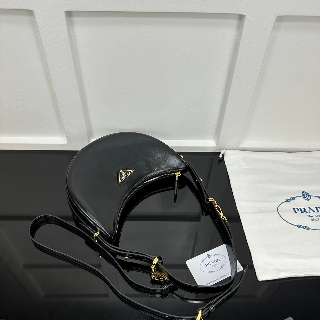 Prada 2026 Arque Shoulder Bag 22.5cm Patent Calfskin