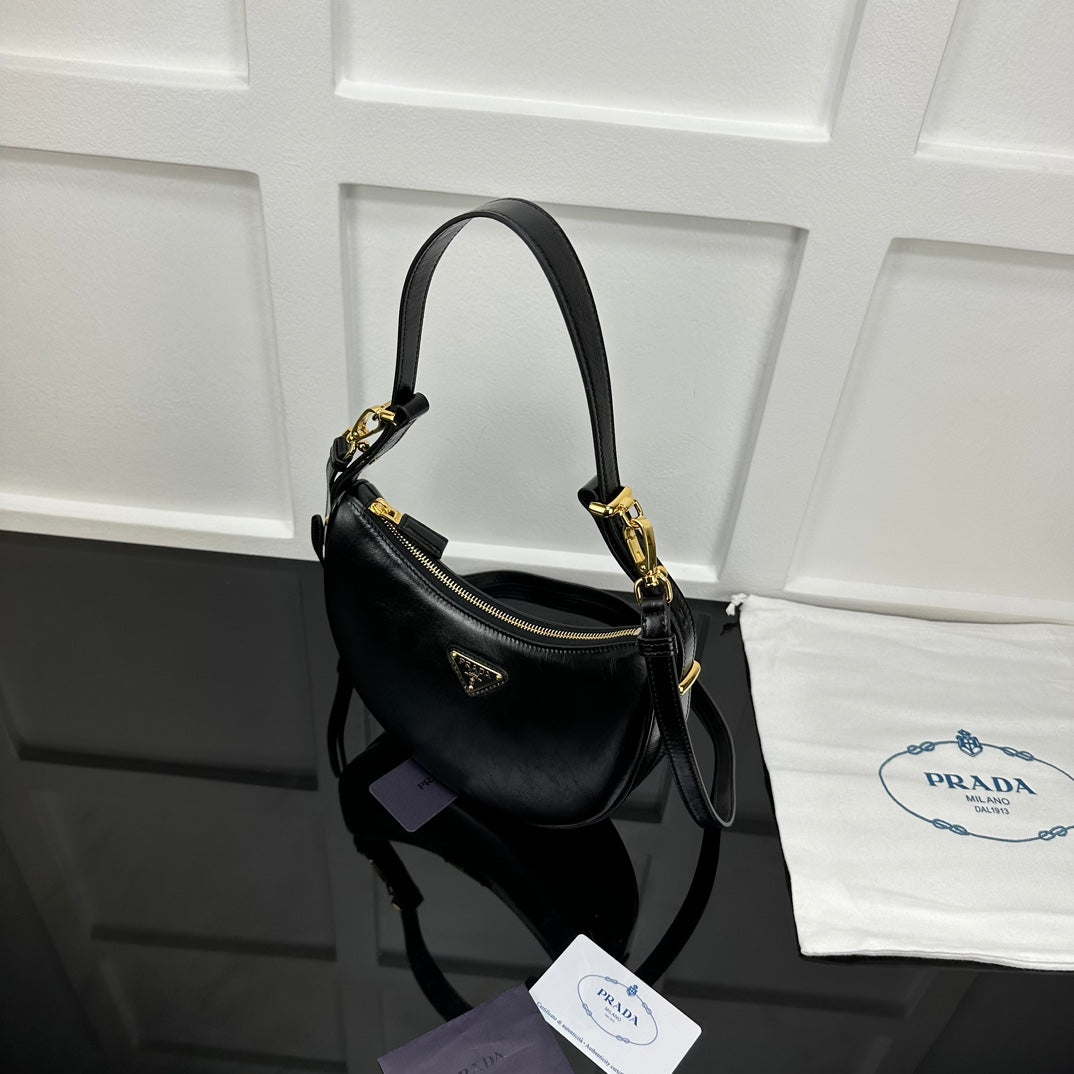 Prada 2026 Arque Shoulder Bag 22.5cm Patent Calfskin