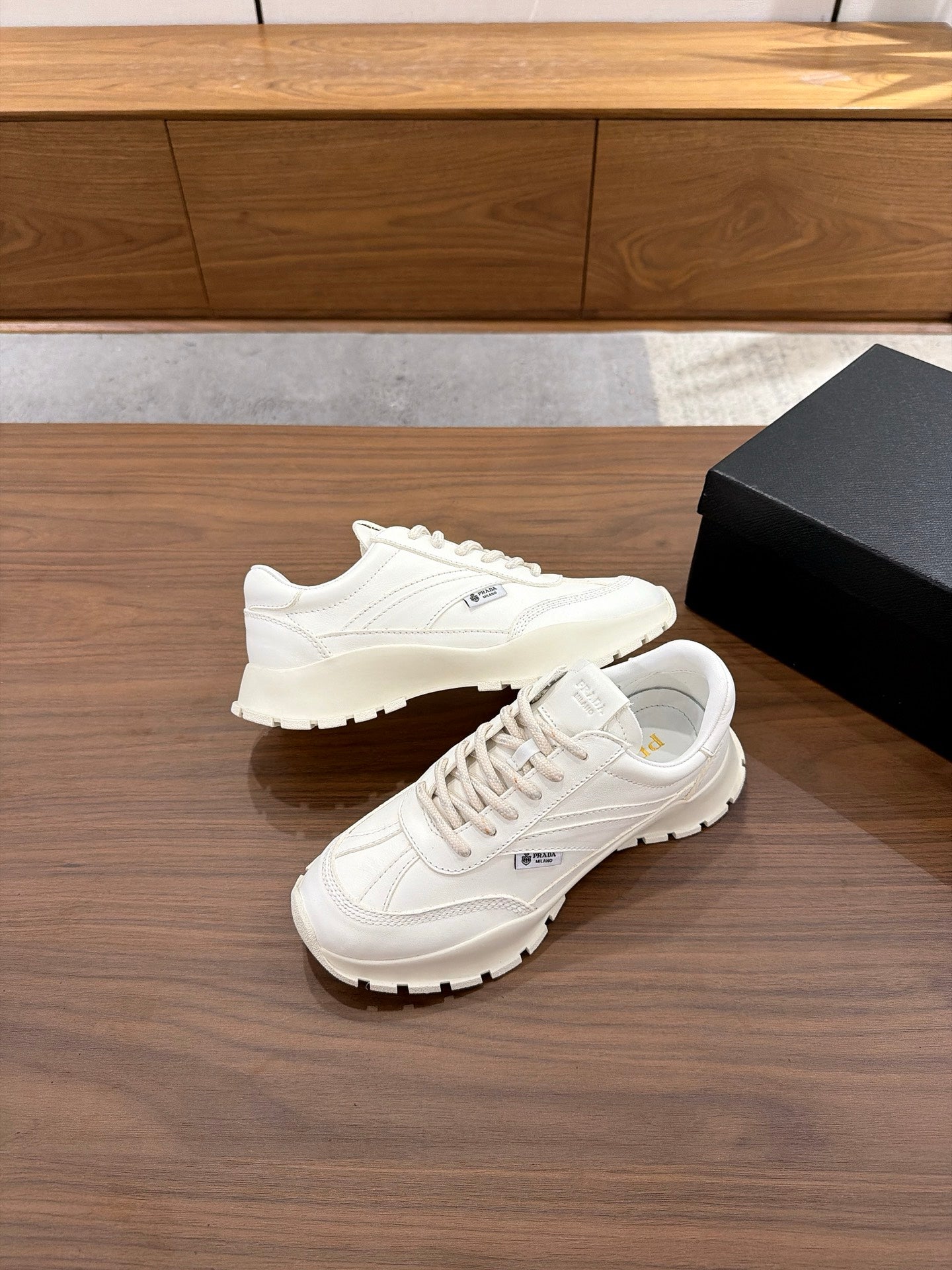 Prada 2026 Sneaker White Leather 855960