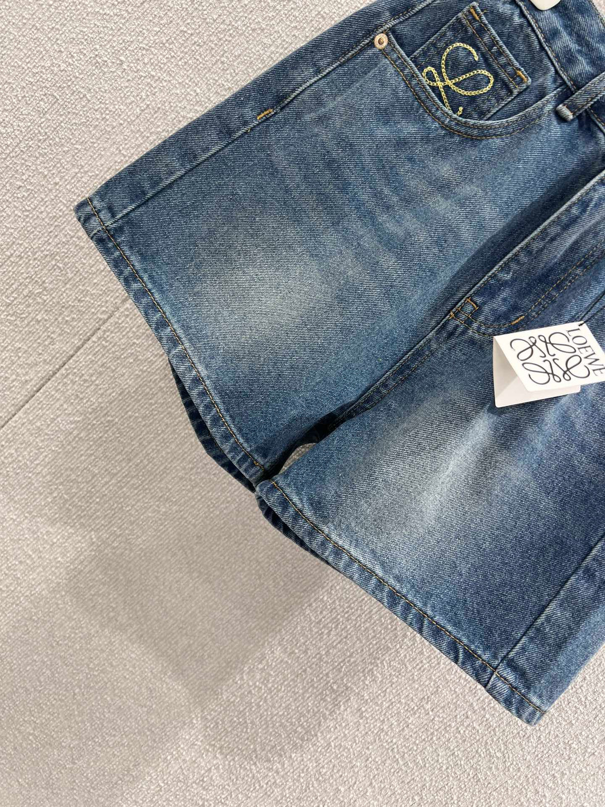 Loewe 26Ss Embroidered Denim Shorts