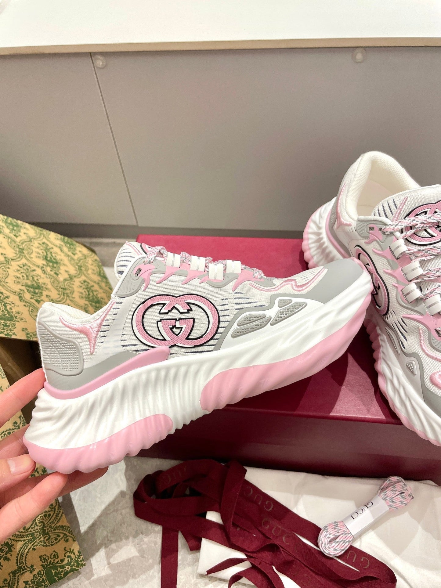 GG 26 Casual Sneakers Gray Pink Mesh Cowhide 632858