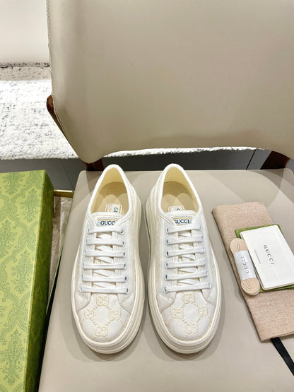 GG 26 Platform Sneaker White Cream Canvas 632837