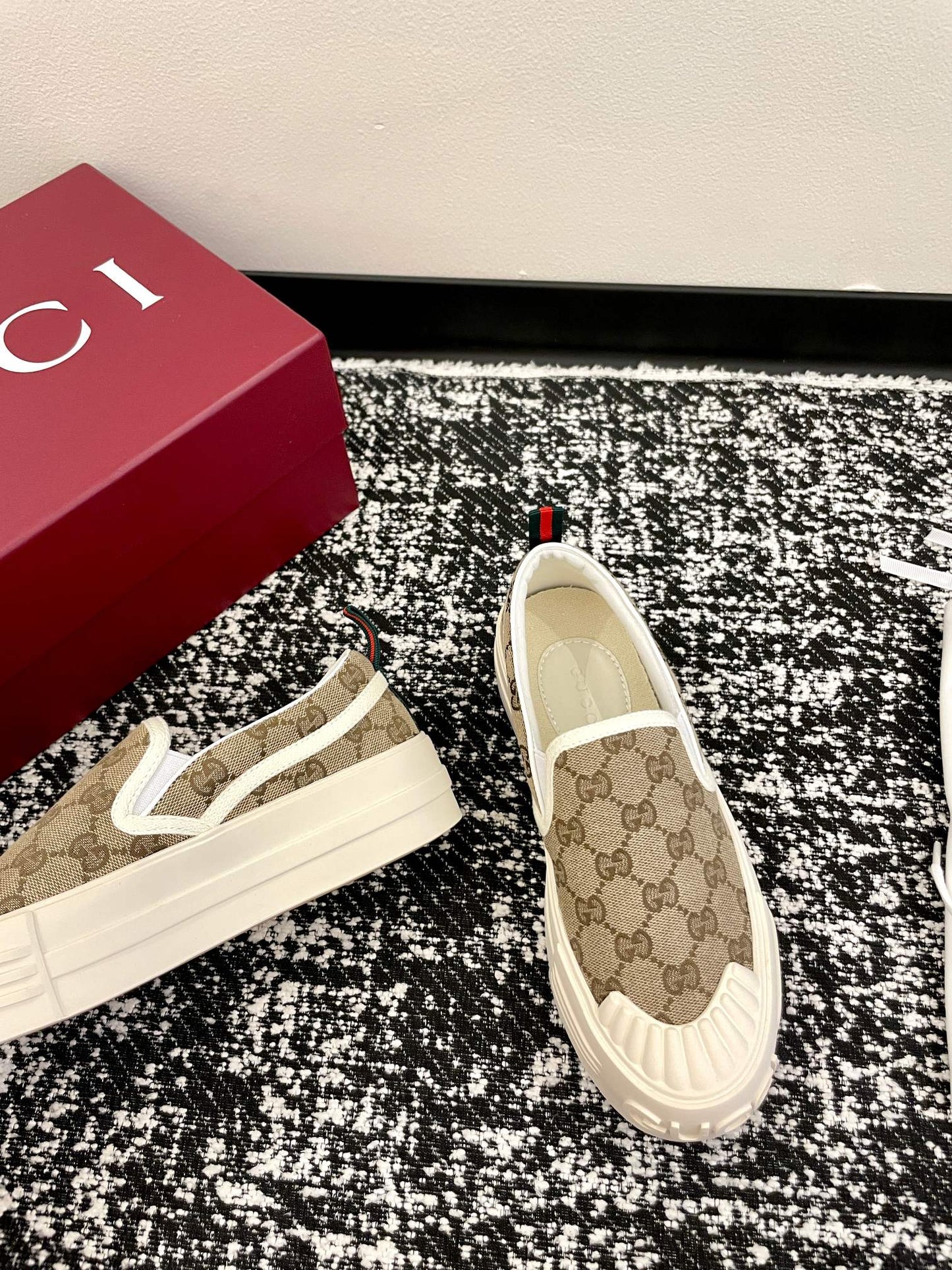 GG 26 Platform Loafers Beige White Monogram Denim 632826