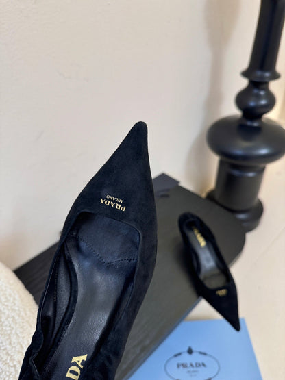 PRA 26S Pointed Toe Low Heels 60 Black Suede 627409