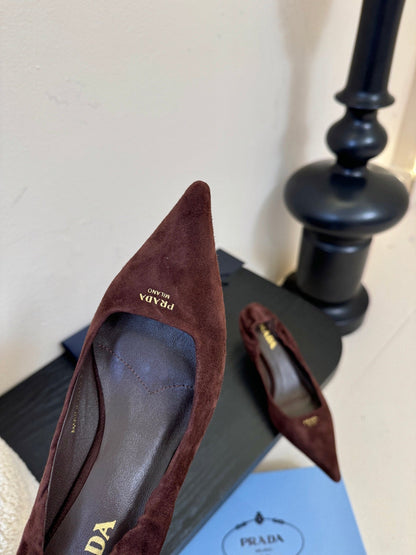 PRA 26S Pointed Toe Low Heels 60 Red Brown Suede 627410