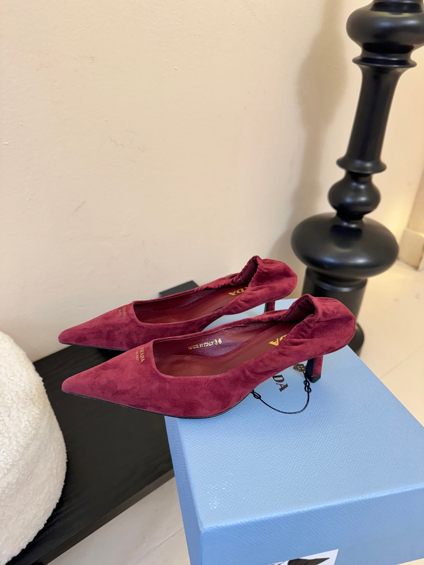 PRA 26S Pointed Toe Low Heels 60 Burgundy Suede 627411