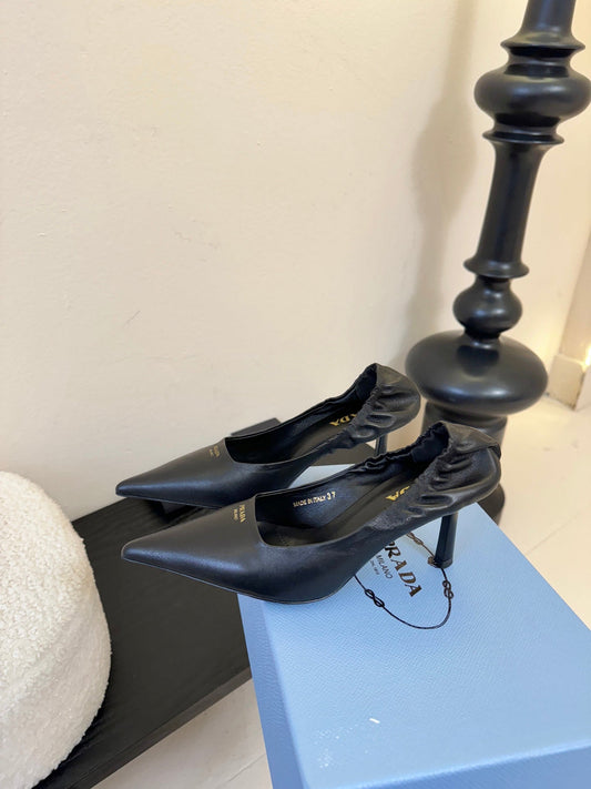 PRA 26S Pointed Toe Low Heels 60 Black Sheepskin 627413