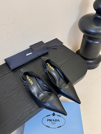 PRA 26S Pointed Toe Low Heels 60 Black Sheepskin 627413
