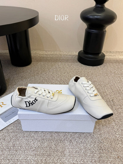 CD 26A Square Toe Casual Sneakers Cowhide Fabric