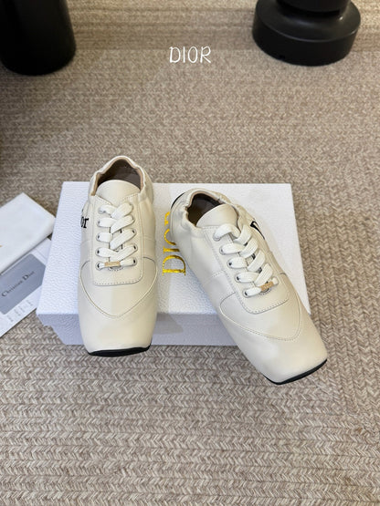 CD 26A Square Toe Casual Sneakers Cowhide Fabric