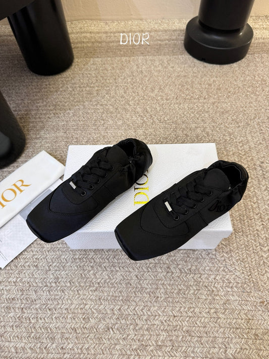 CD 26A Square Toe Casual Sneakers Cowhide Fabric