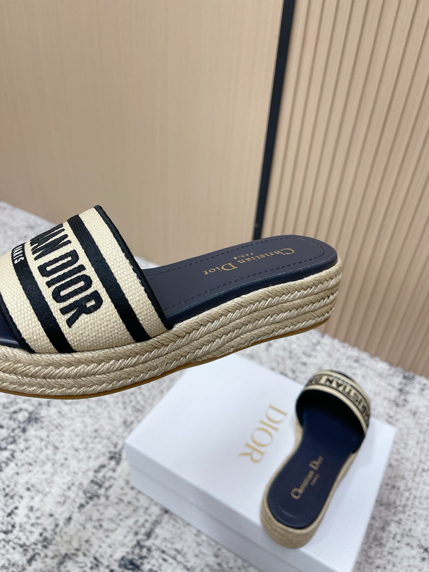 CD 26s Platform Embroidered Sandals Beige Navy Blue Canvas Leather 643501