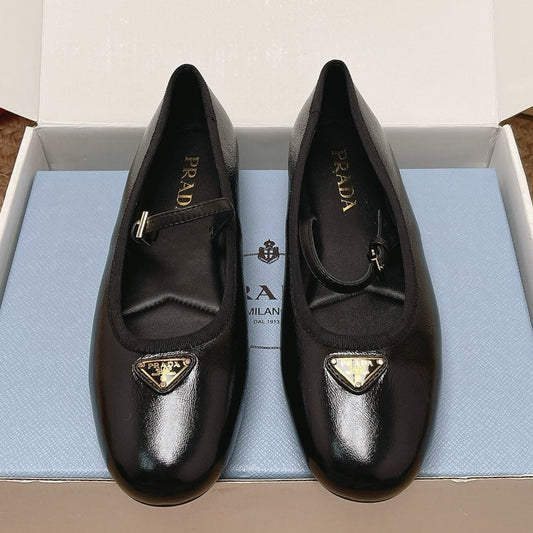 Prada 2026 Ballet Flat Black Glossy Leather 854605