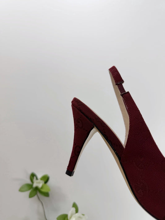 GG 26 Slingback Dark Red Fabric 592423