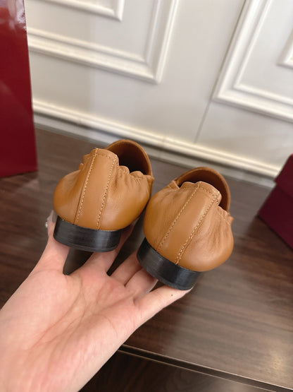GG 26SS Loafers Camel Brown Calfskin 645950