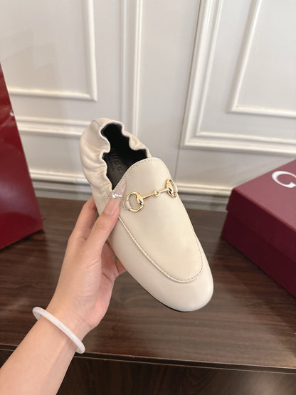 GG 26SS Loafers White Calfskin 645951