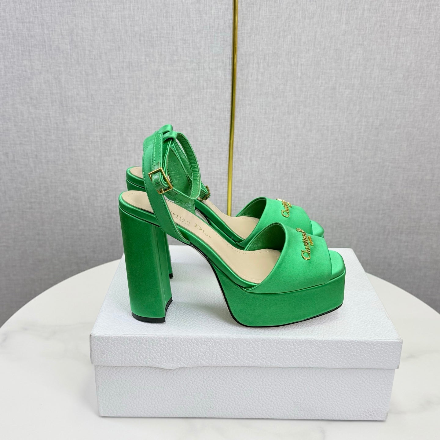 CD 26s Platform Sandals 80 Green Satin Sheepskin 640228