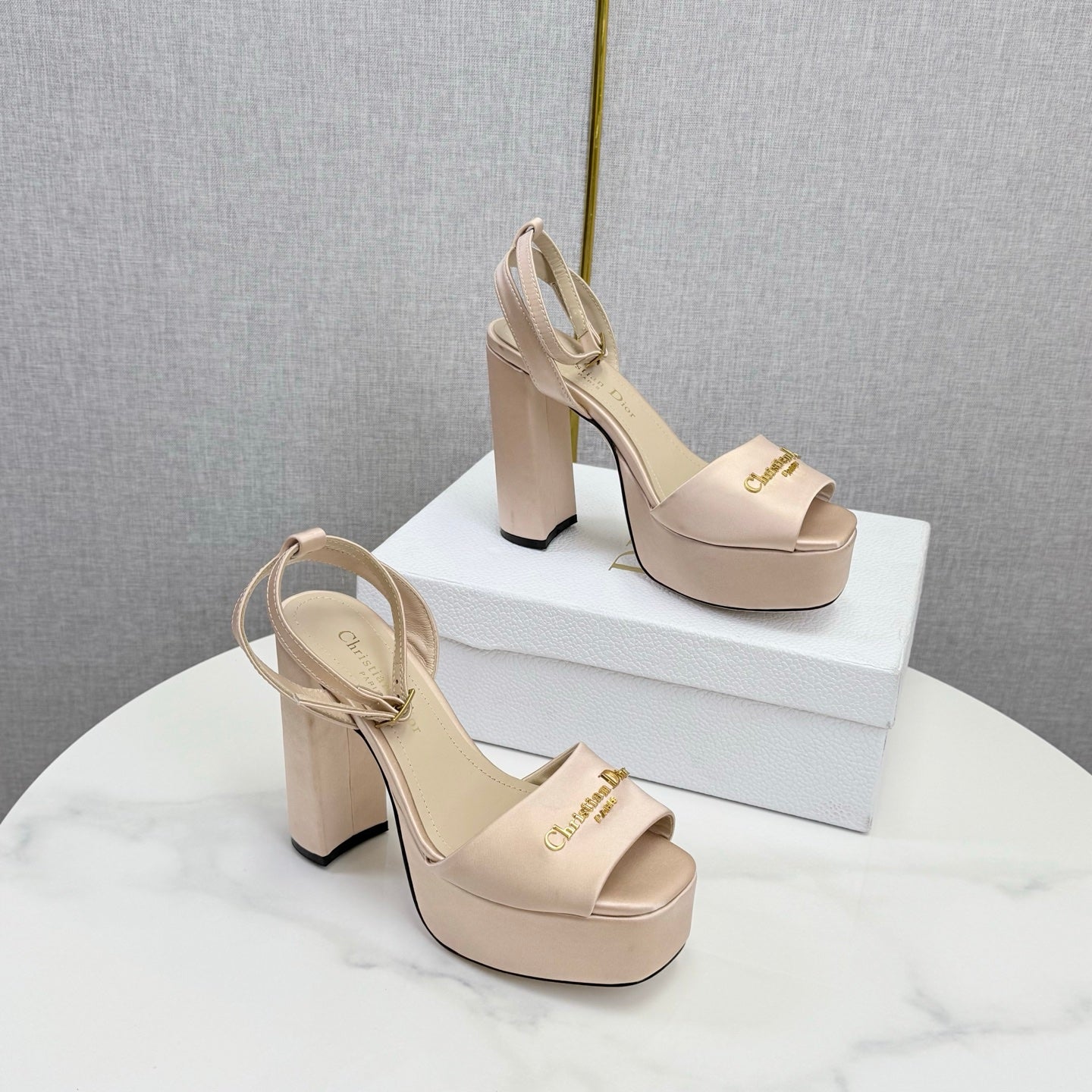 CD 26s Platform Sandals 80 Beige Satin Sheepskin 640230