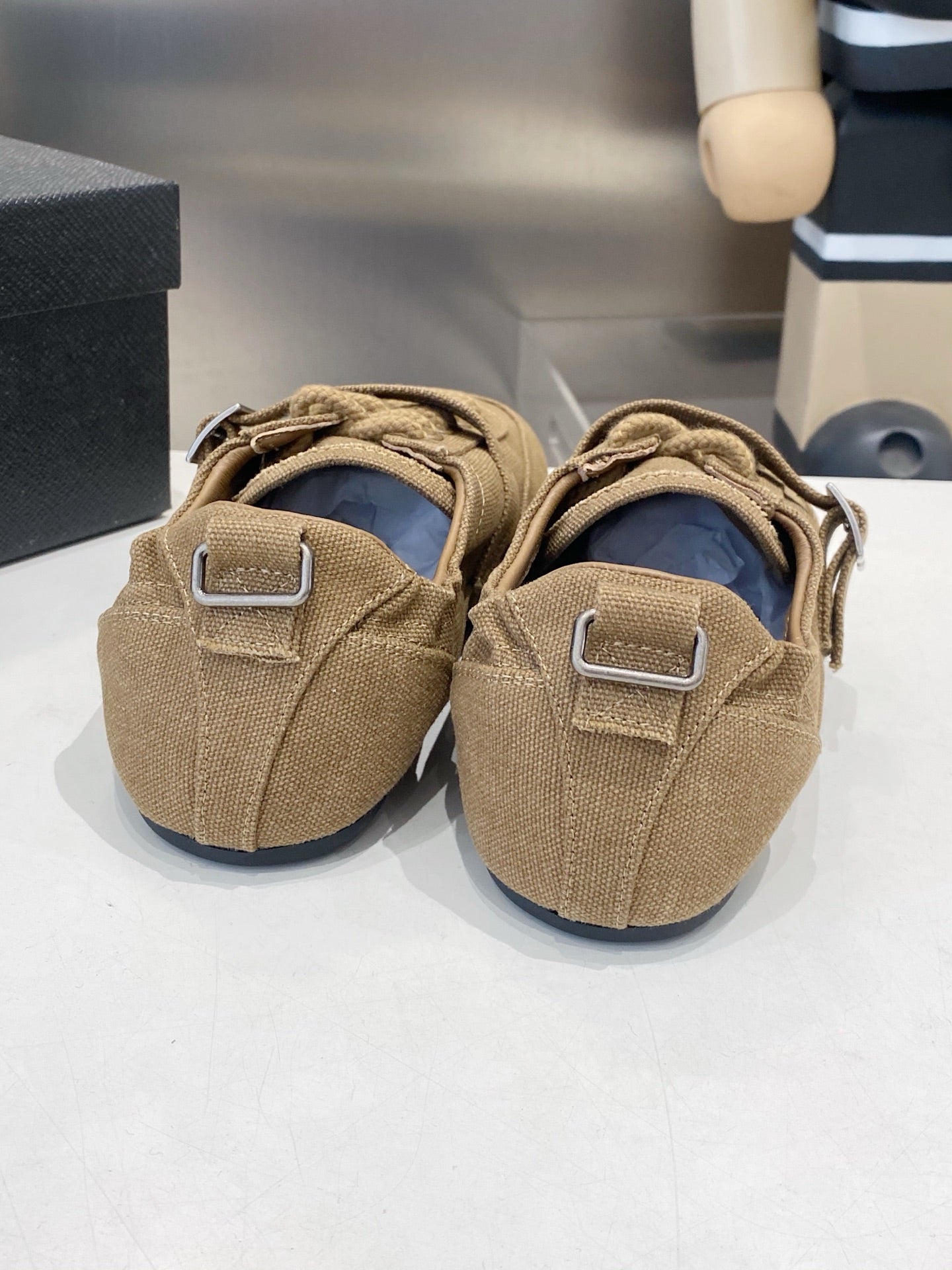 PRA 26S Casual Sneaker Dark Beige Canvas 628552