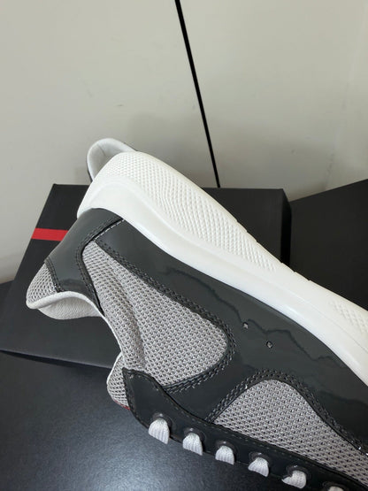 PRA 26S Casual Sneakers Gray Patent Leather 618928