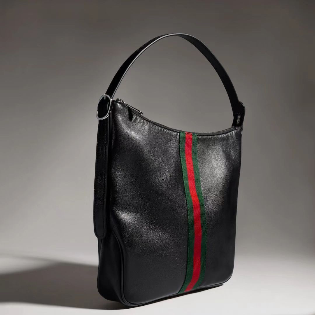 Gucci 2026 Lunetta Crossbody Bag 26cm Black Calfskin