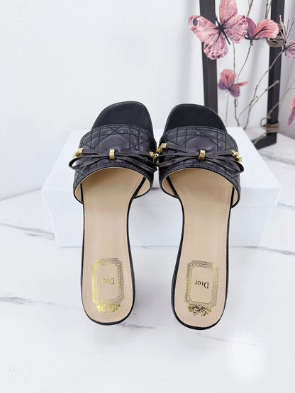 CD 26s Slippers Cowhide