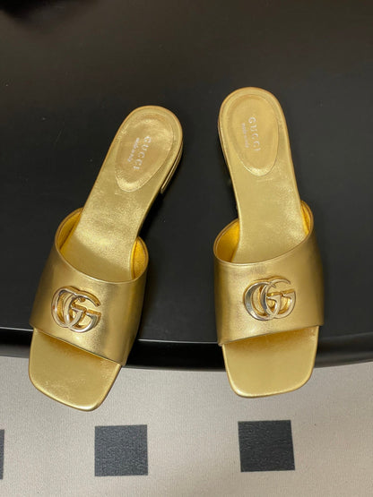 Gucci 2026 Double G Buckle Flat Sandal Gold Lambskin/Metallic Leather 697844