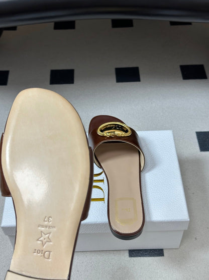 Dior 2026 D-Club Retro CD Letter Metal Buckle Flat Sandals Leather 846986