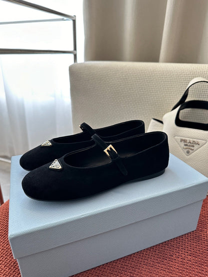 Prada 2026 Ballerinas Black Velvet 222094
