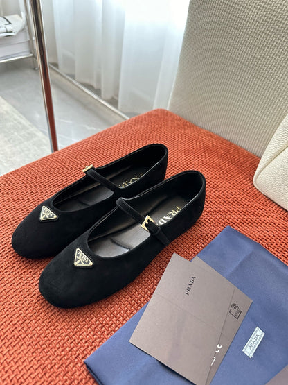 Prada 2026 Ballerinas Black Velvet 222094