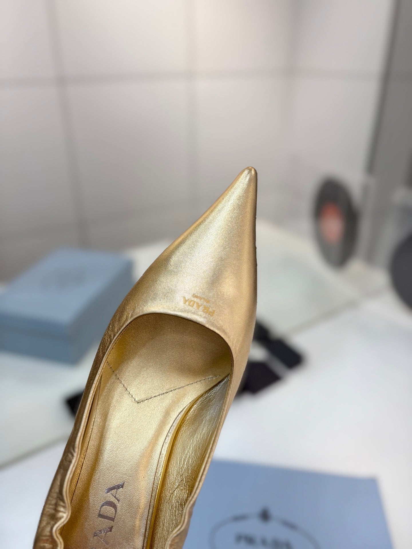 PRA 26S Pointed Toe High Heels 55 Metallic Gold Suede 627128